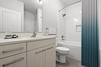 Modern Bathroom at 46 Penn Apartment Homes, Kansas City, MO, 64111